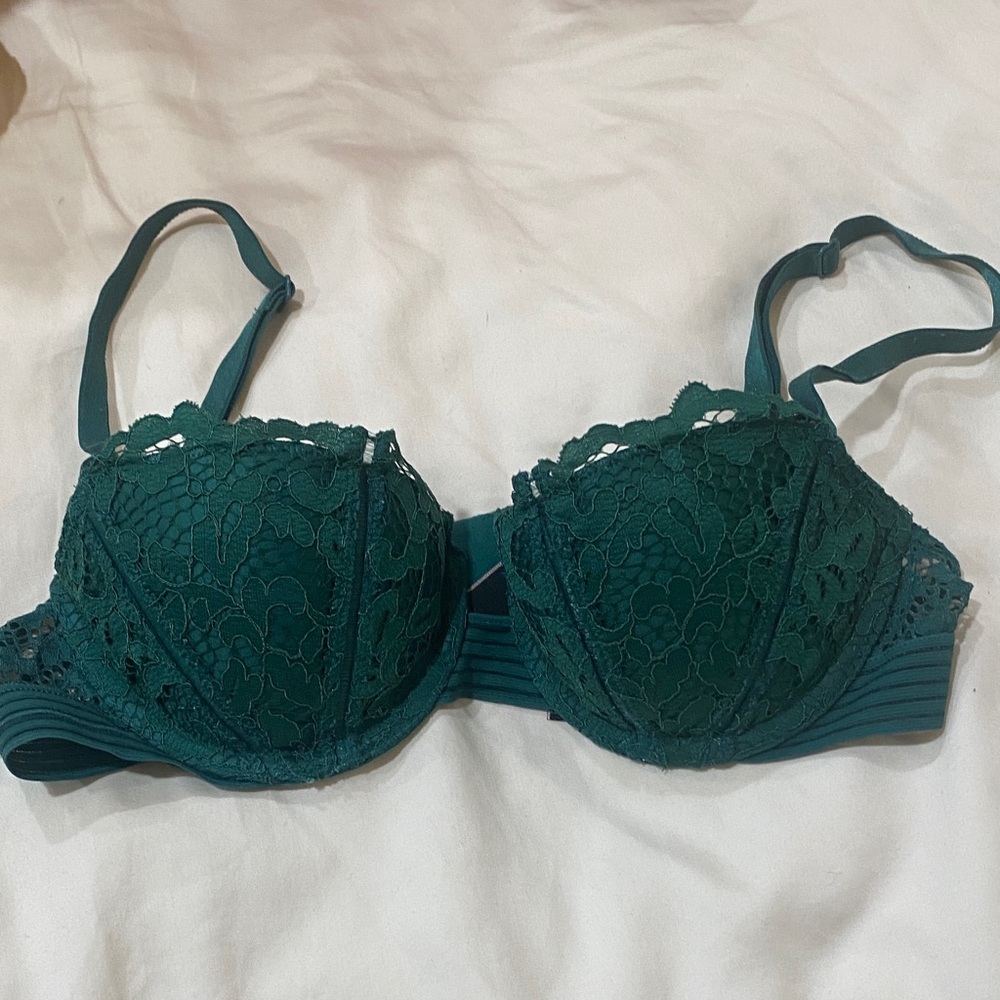 Victoria secret 32B Emerald green bra